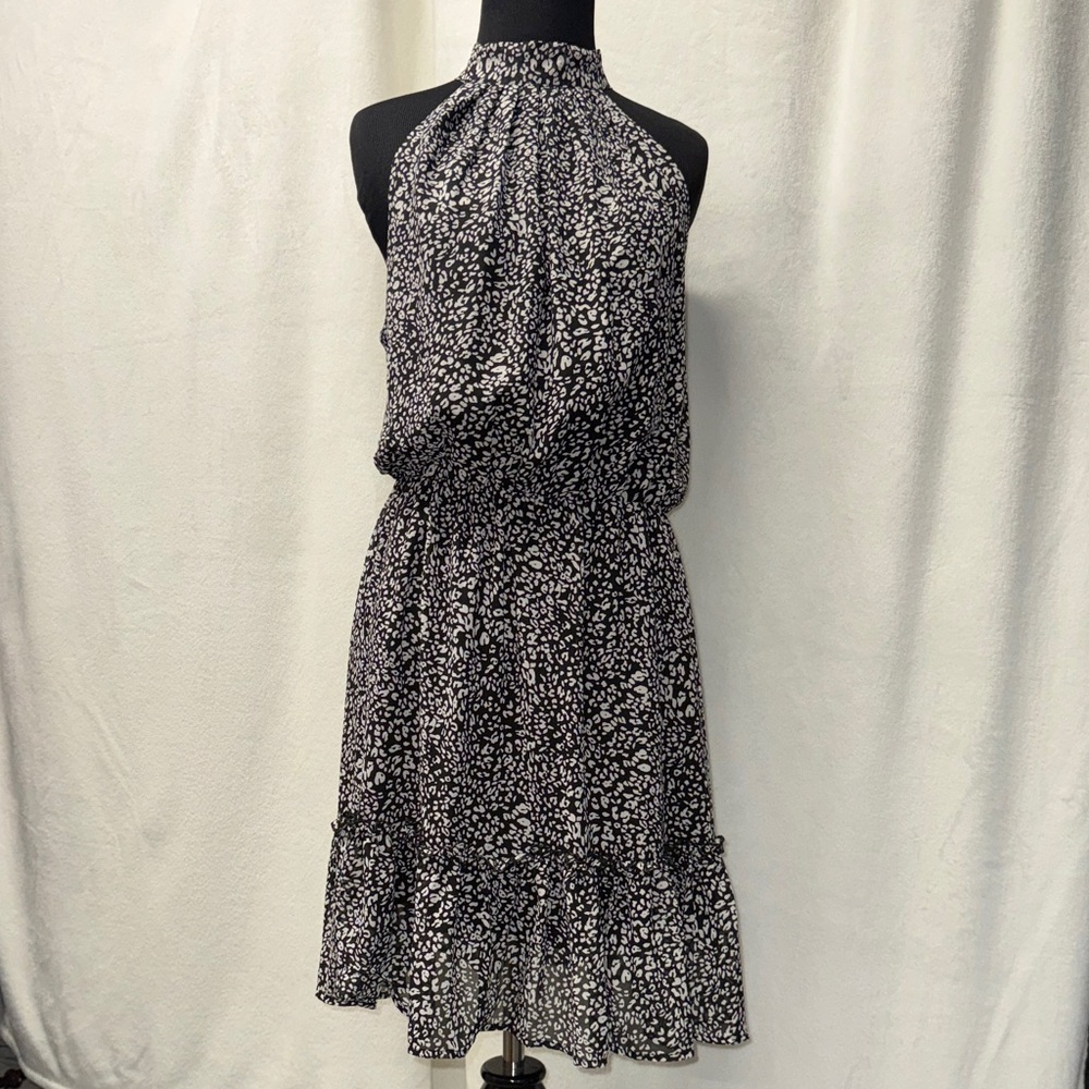 Chic Black and White Patterned Midi Dress
